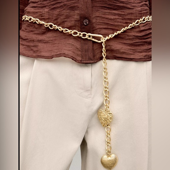 🔥🔥 Zara Gold Heart Chain Belt - Picture 1 of 4